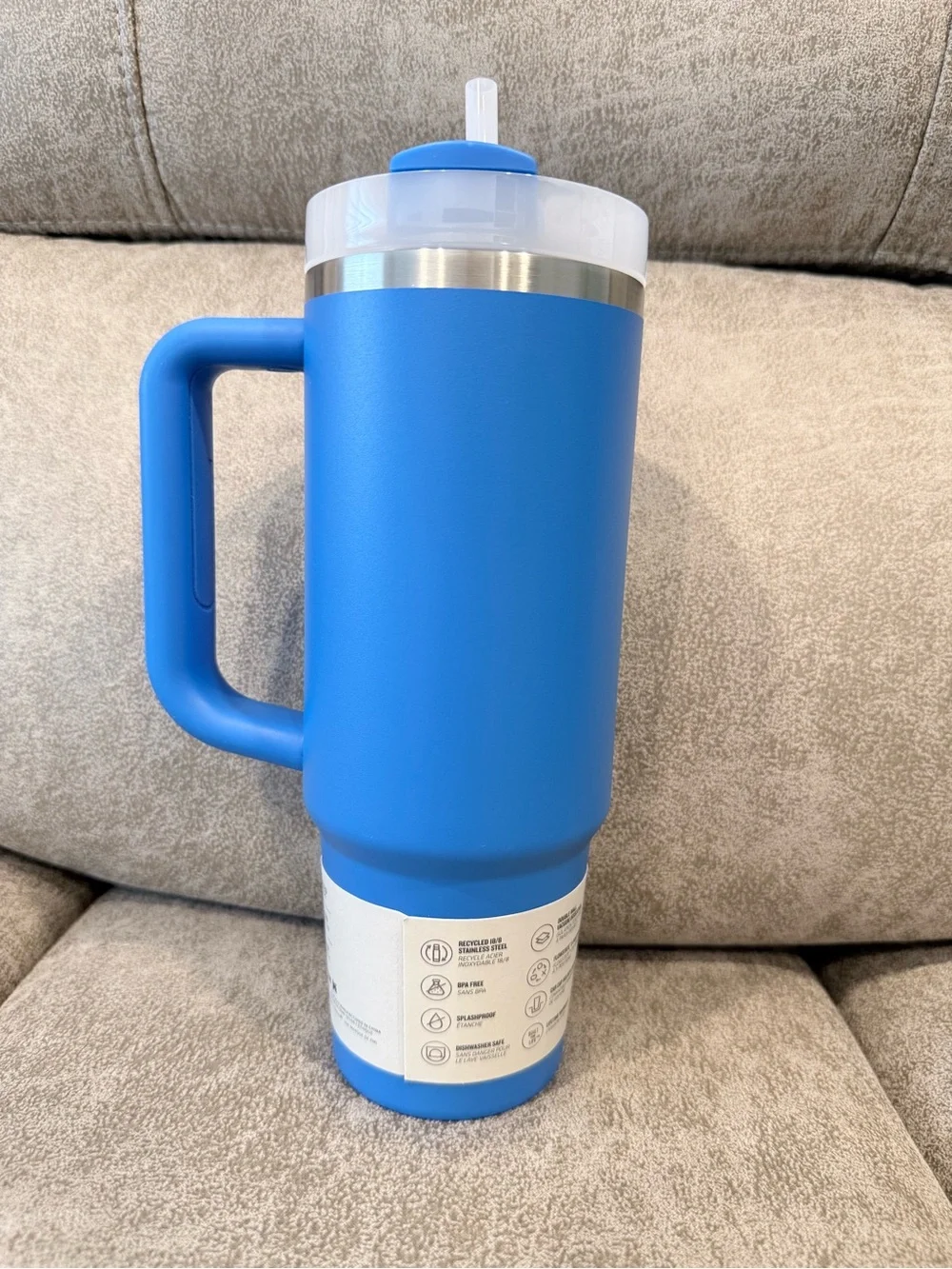 Stanley Blue Quencher Tumbler with Handle and Straw - Picture 2 of 4